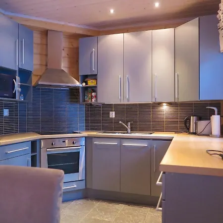 Hiihtogreeni A By Interhome Levi